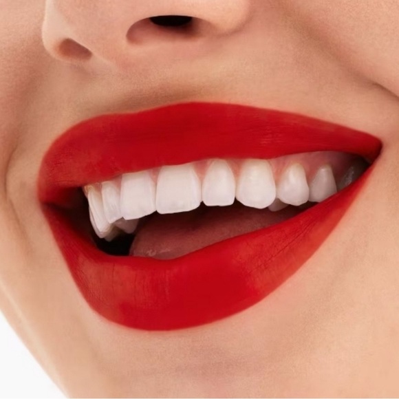 “MAC - LOCKED KISS” 24 HOUR LIPSTICK - Picture 2 of 6